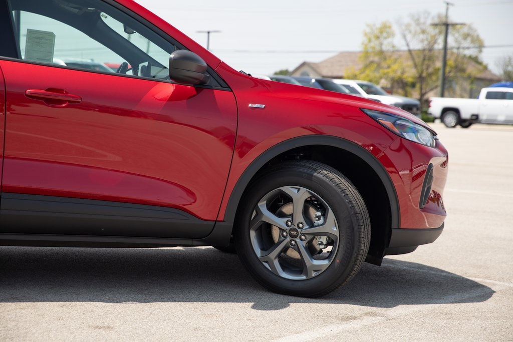 2025 Ford Escape ST-Line photo 6