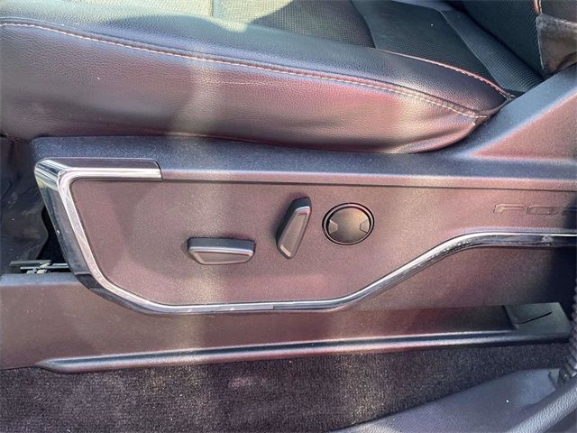 2022 Ford F-150 Lariat photo 8