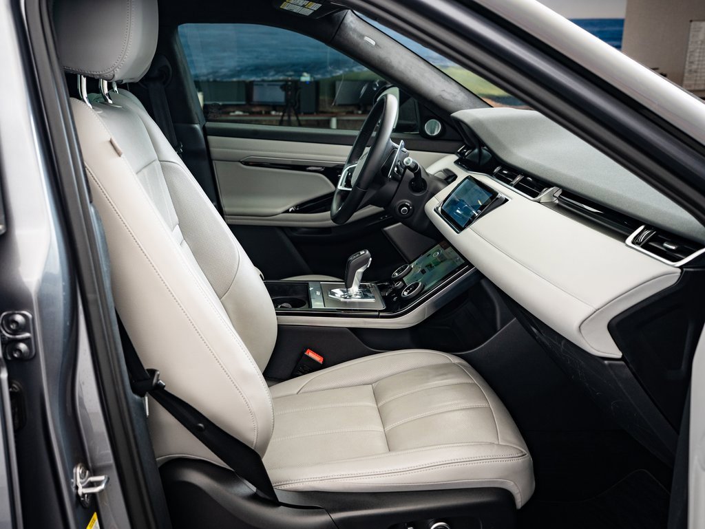 2022 Land Rover Range Rover Evoque SE photo 20