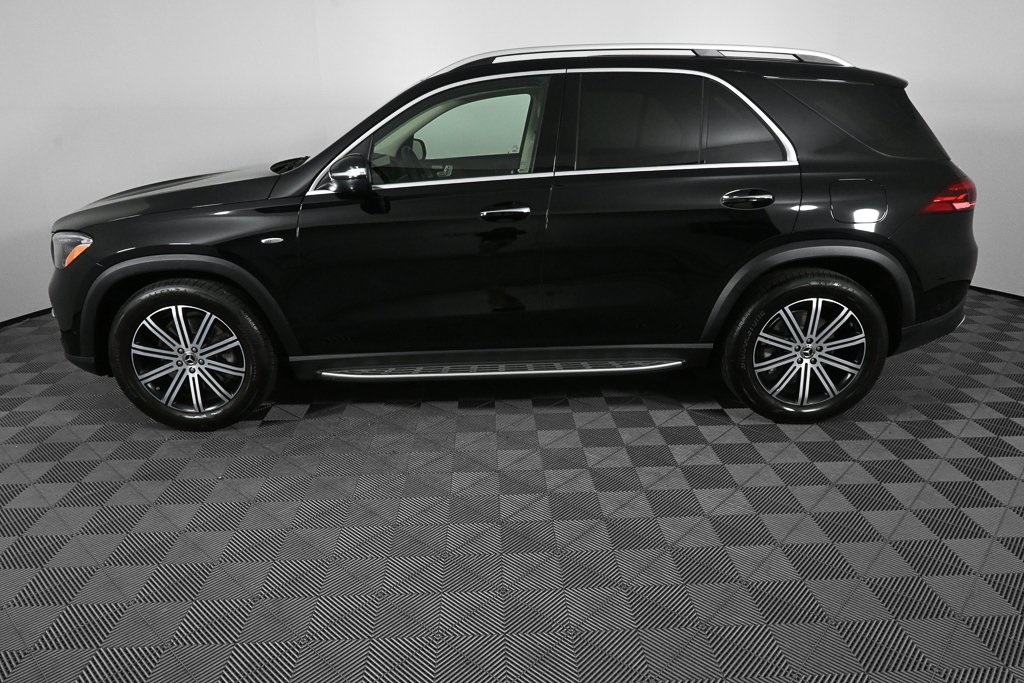 2025 Mercedes Benz GLE 450e 4MATIC photo 3