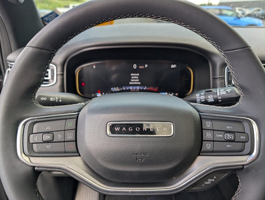 2024 Jeep Wagoneer Series II photo 6