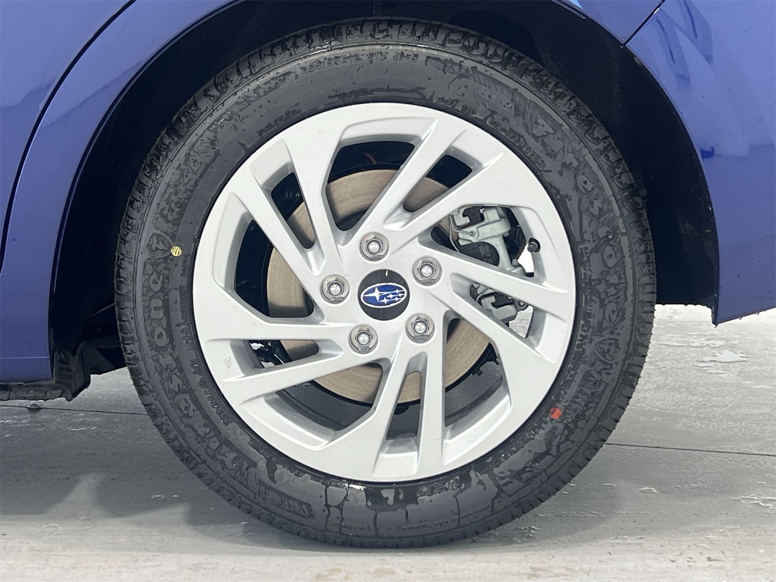 2025 Subaru Impreza Base photo 9