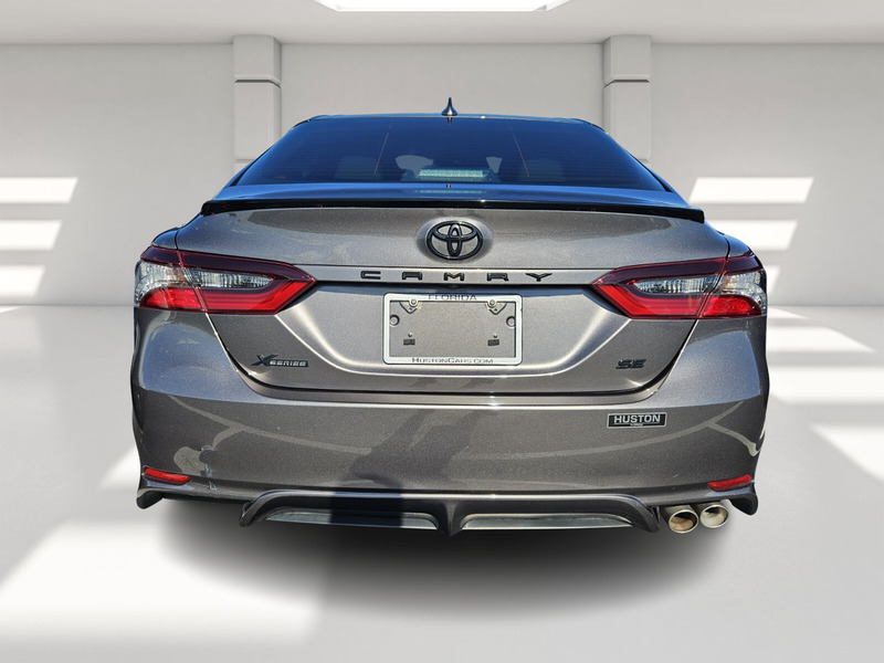 2023 Toyota Camry SE photo 3