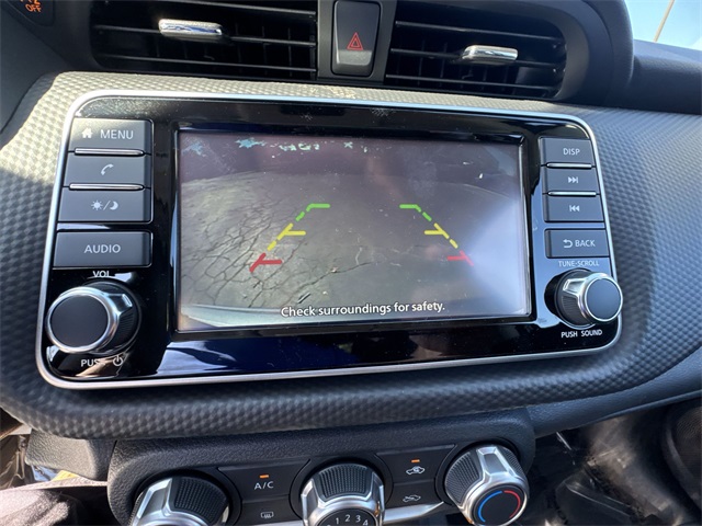 2025 Nissan Kicks Play S photo 4