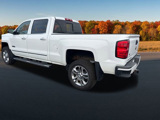 2015 Chevrolet Silverado 2500HD High Country photo 3