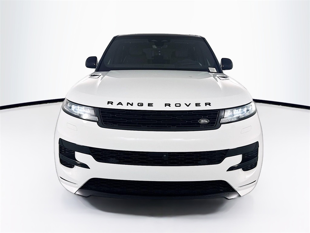 2025 Land Rover Range Rover Sport SE photo 2