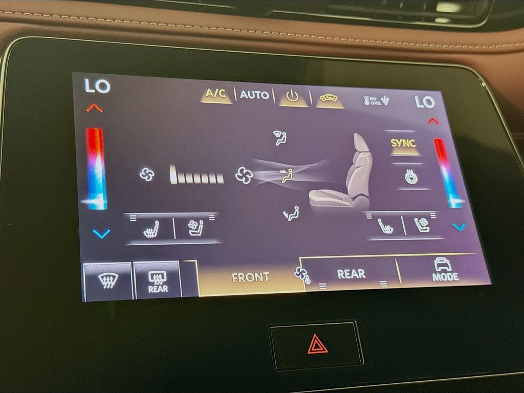2026 Infiniti QX80 photo 16
