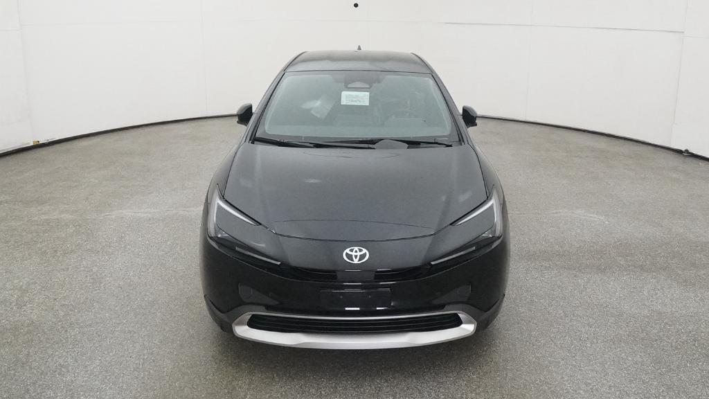 2026 Toyota Prius Plug-in Hybrid SE photo 2