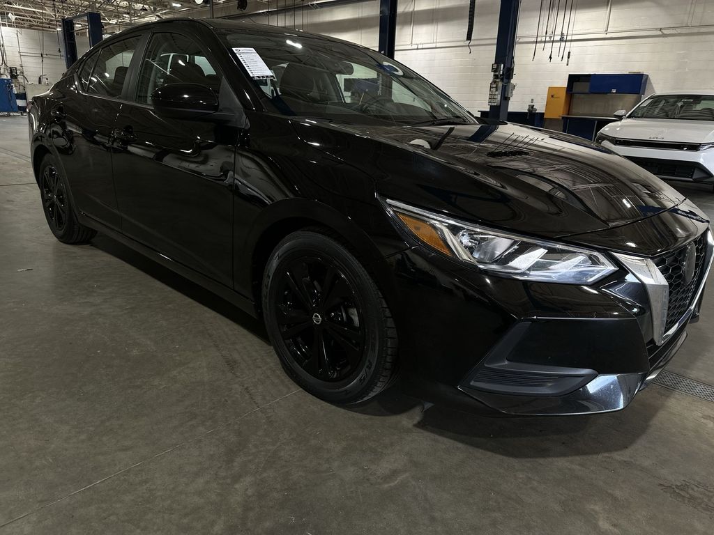 2022 Nissan Sentra SV photo 2
