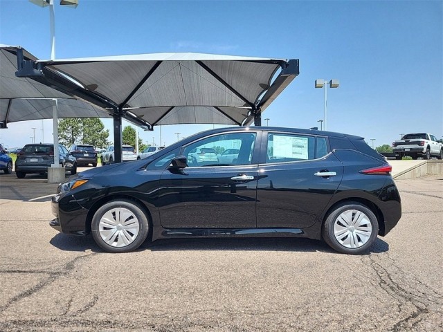 2025 Nissan Leaf