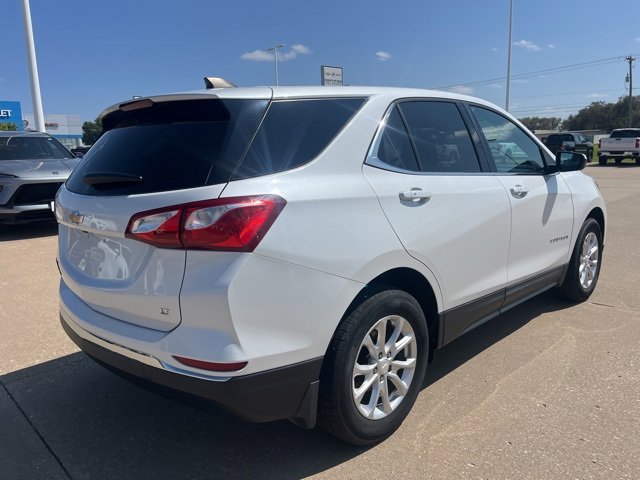 2018 Chevrolet Equinox LT photo 4