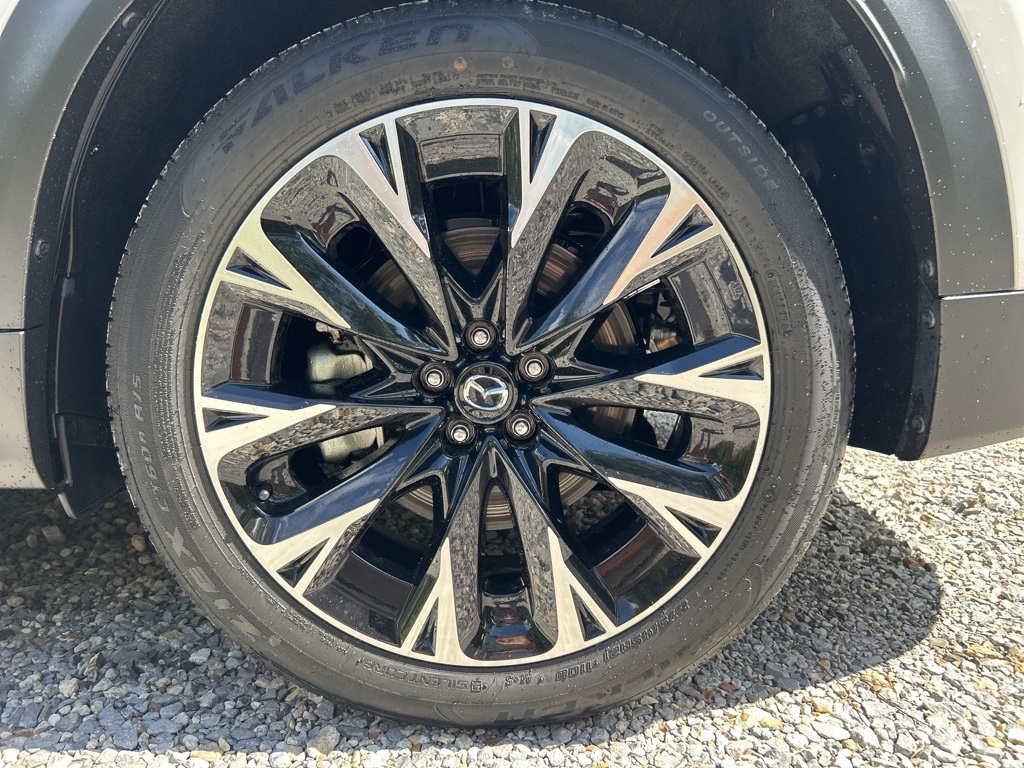 2024 Mazda CX-90 Premium Plus photo 3