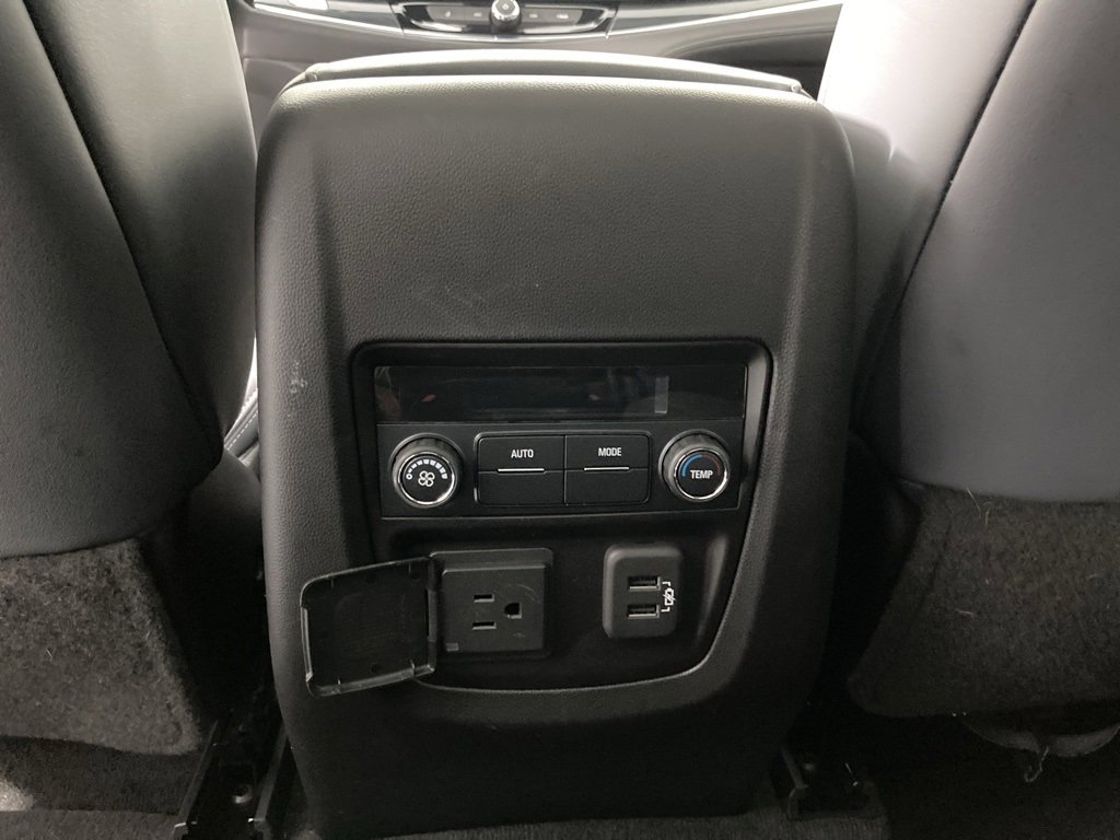 2023 Buick Enclave Essence photo 15