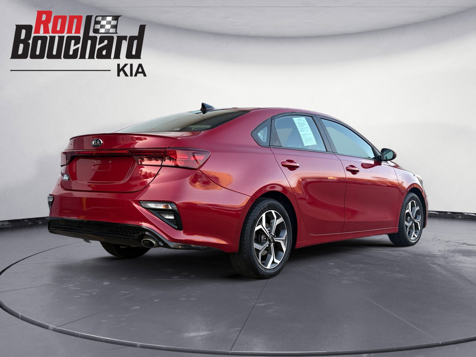 2020 Kia Forte LXS photo 2