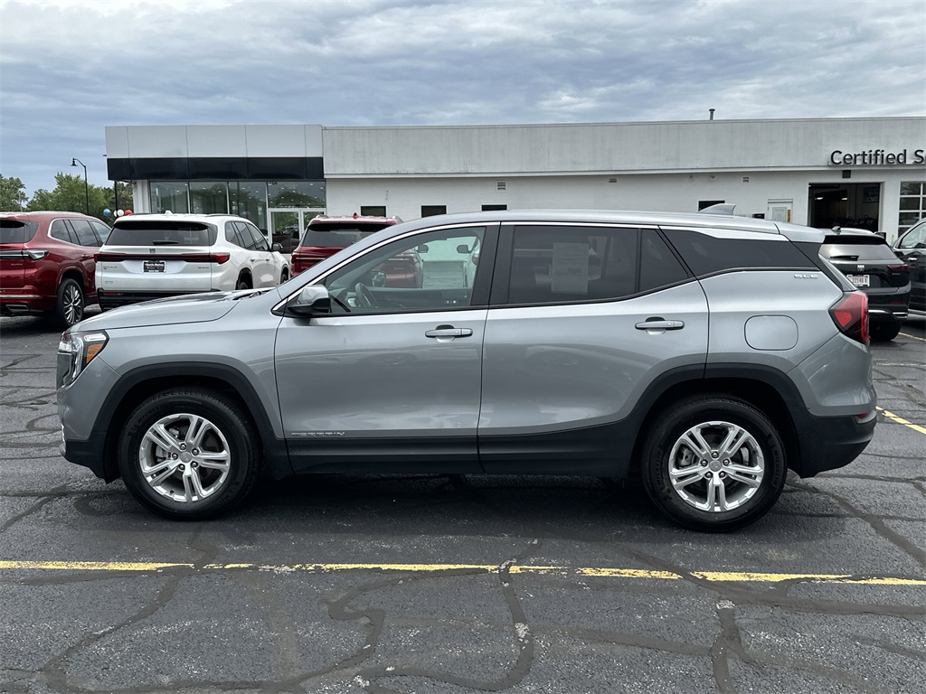 2024 GMC TERRAIN - Image 5