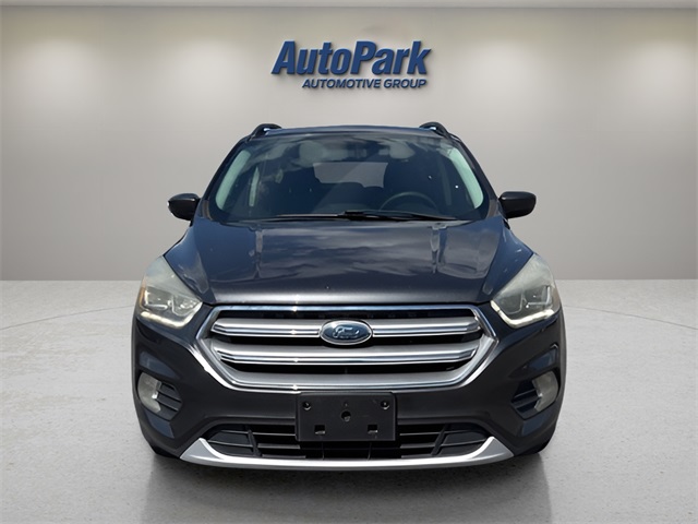Used 2017 Ford Escape SE with VIN 1FMCU0G91HUE47152 for sale in Bremen, IN