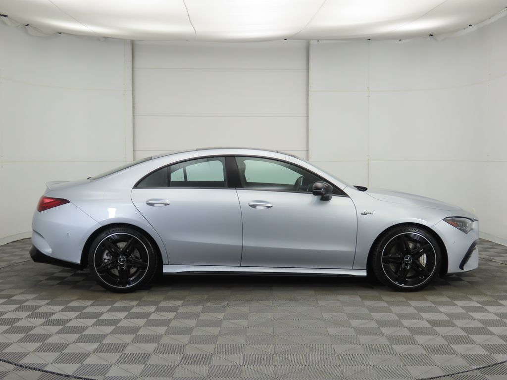 2025 Mercedes Benz CLA 35 AMG 4MATIC photo 4