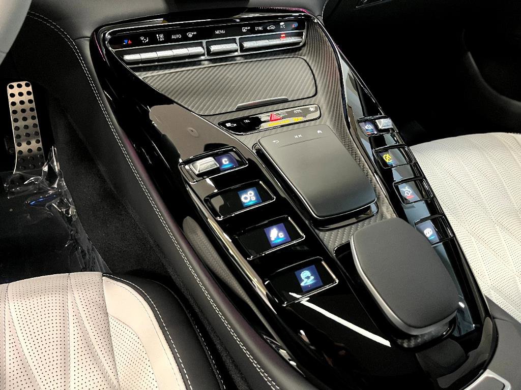 2024 Mercedes Benz AMG GT 63 photo 7