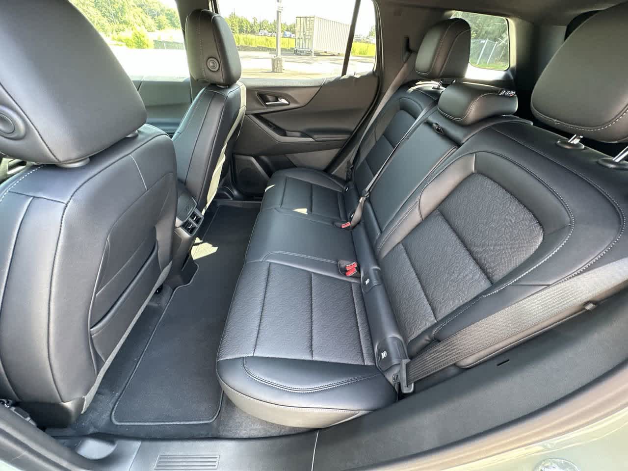 2026 Chevrolet Equinox LT photo 15