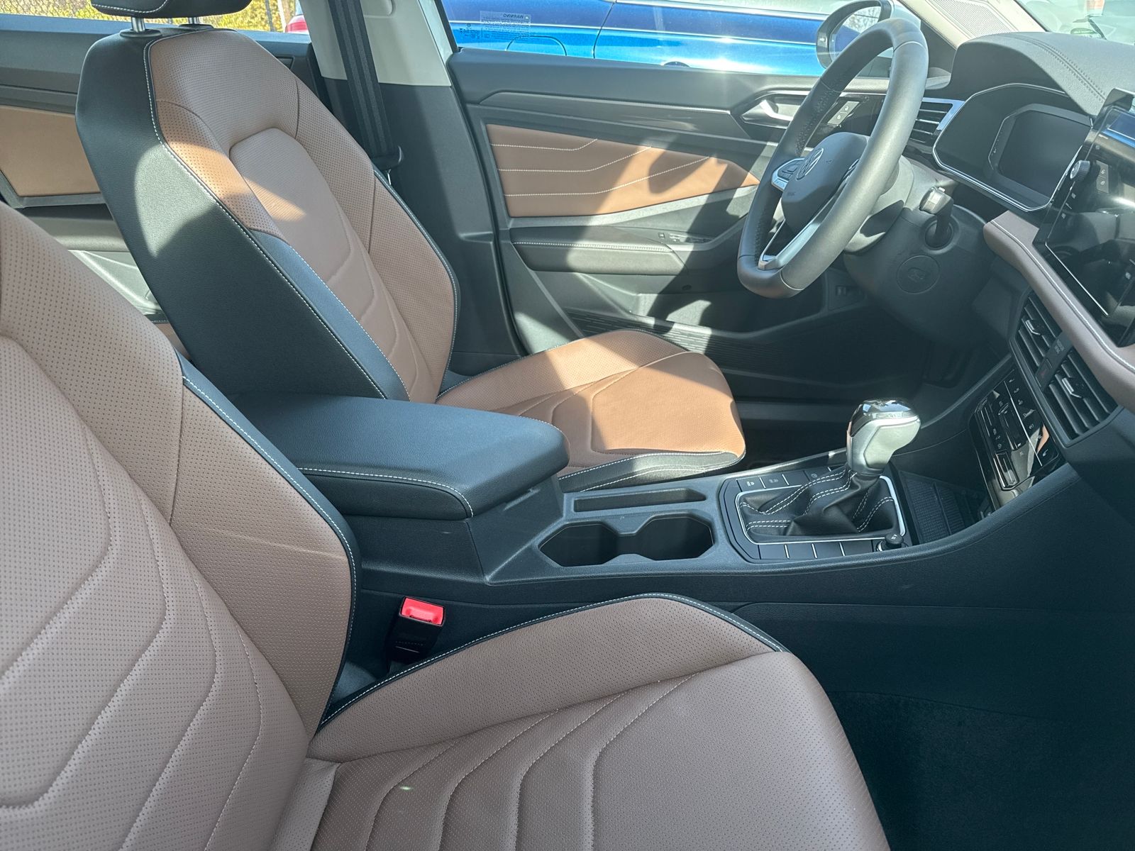 2025 Volkswagen Jetta 1.5T SEL photo 4