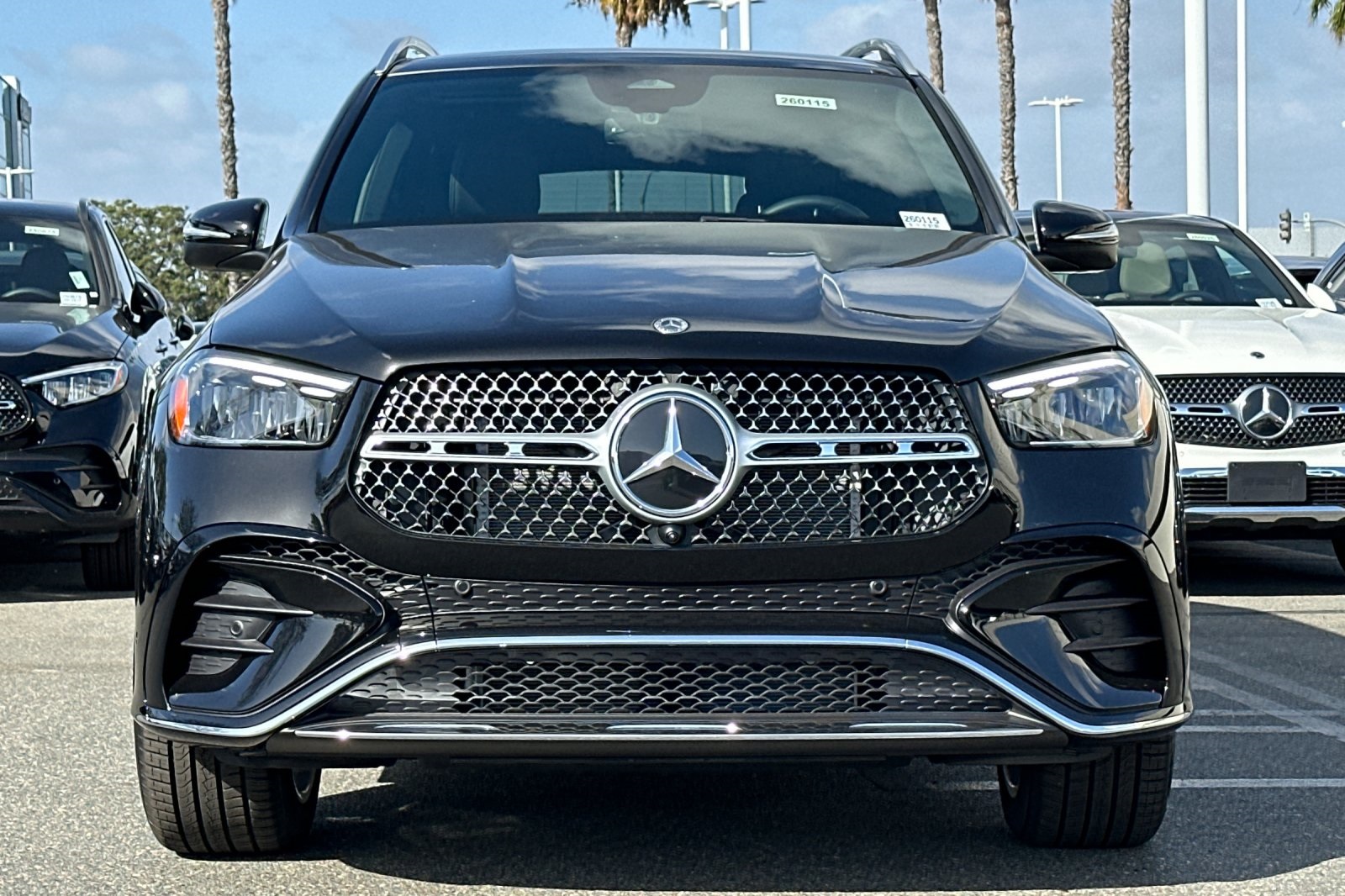 2026 Mercedes Benz GLE 580 4MATIC photo 3