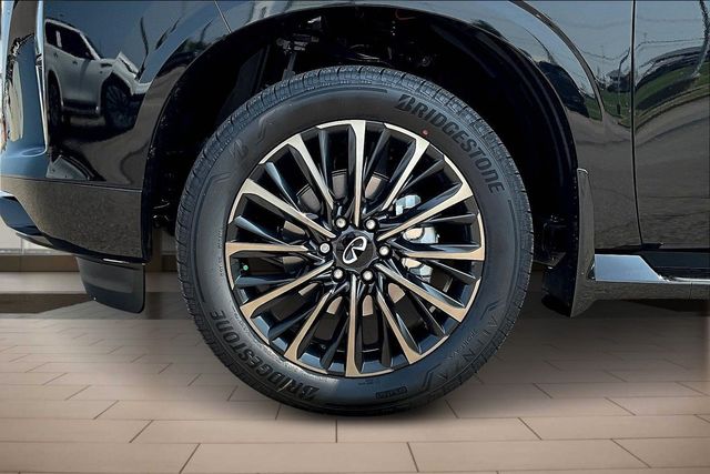 2026 Infiniti QX80 photo 9