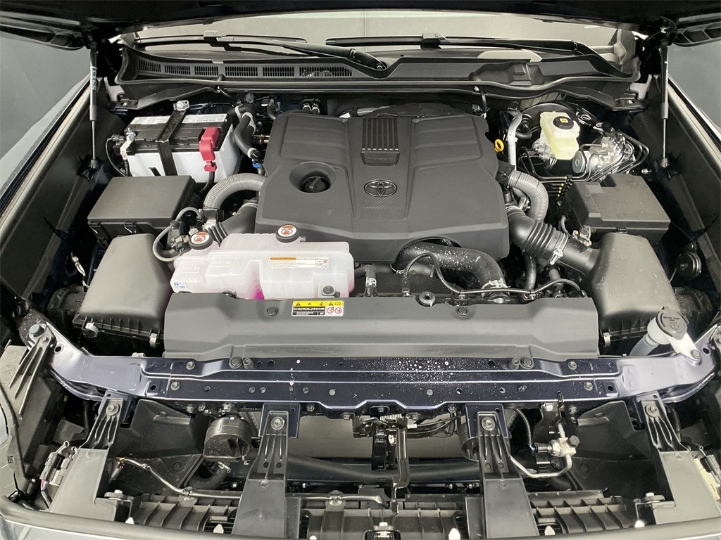 2025 Toyota Tundra 1794 Edition CrewMax photo 31