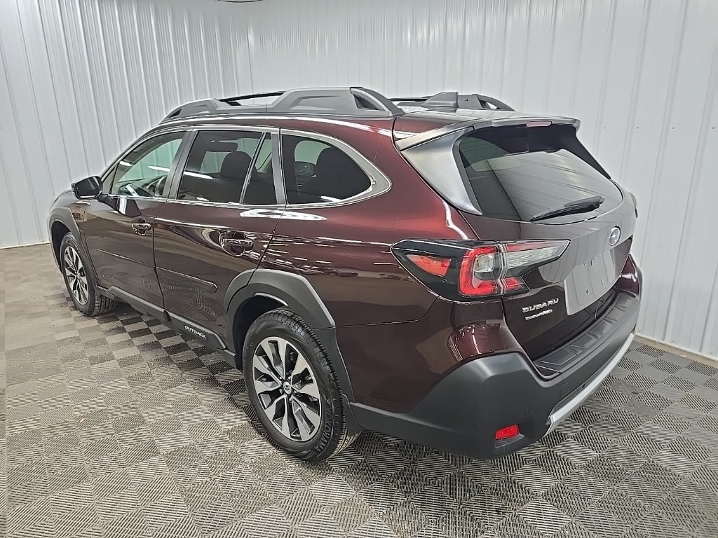 2023 Subaru Outback Limited photo 4