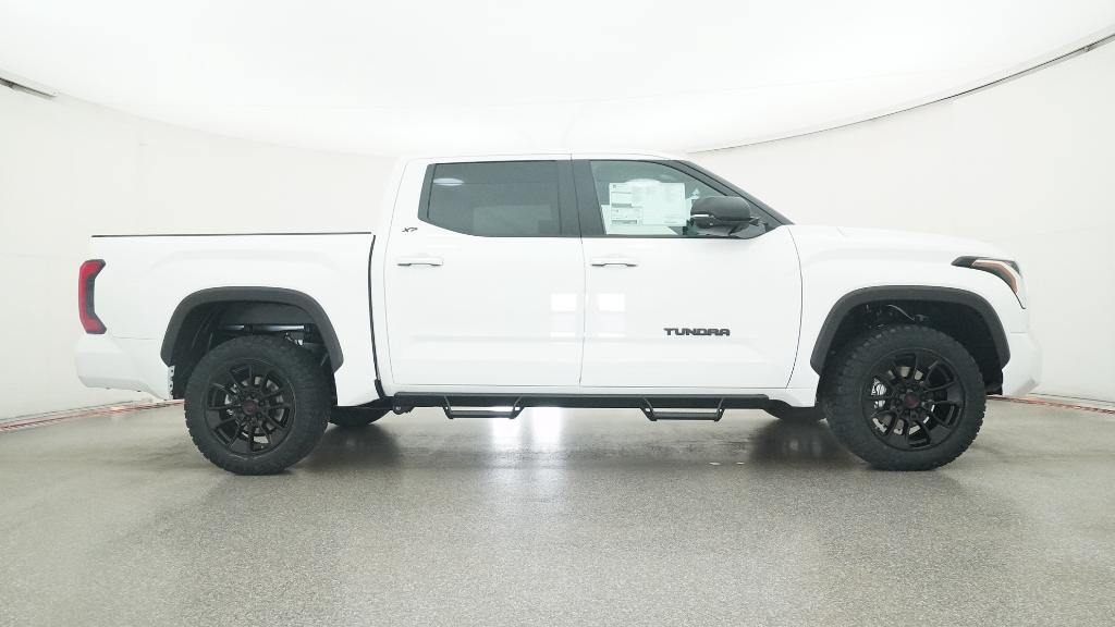 2026 Toyota Tundra SR5 CrewMax photo 24