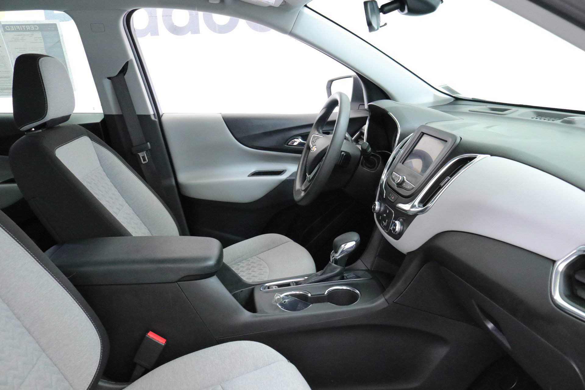 2022 Chevrolet Equinox LS photo 29