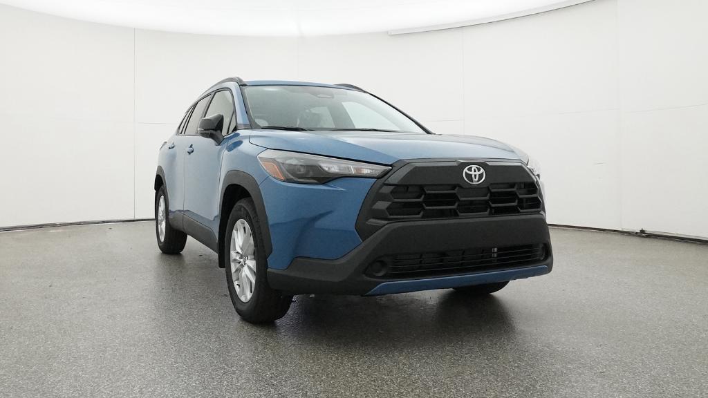 2026 Toyota Corolla Cross LE photo 31