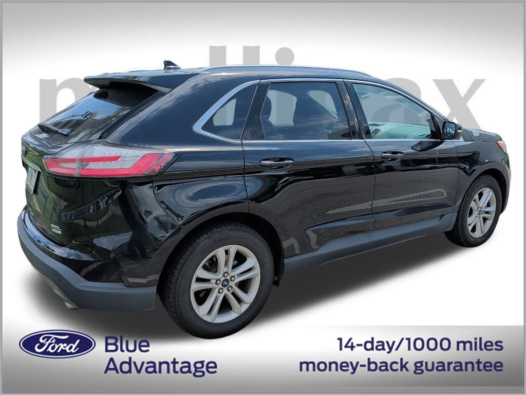2020 Ford Edge SEL photo 3