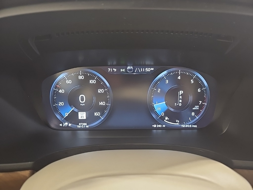 2020 Volvo S90 T6 Inscription photo 10