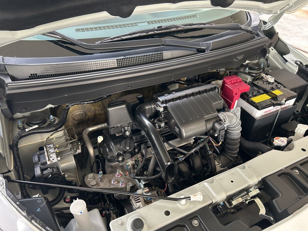 2024 Mitsubishi Mirage ES photo 10