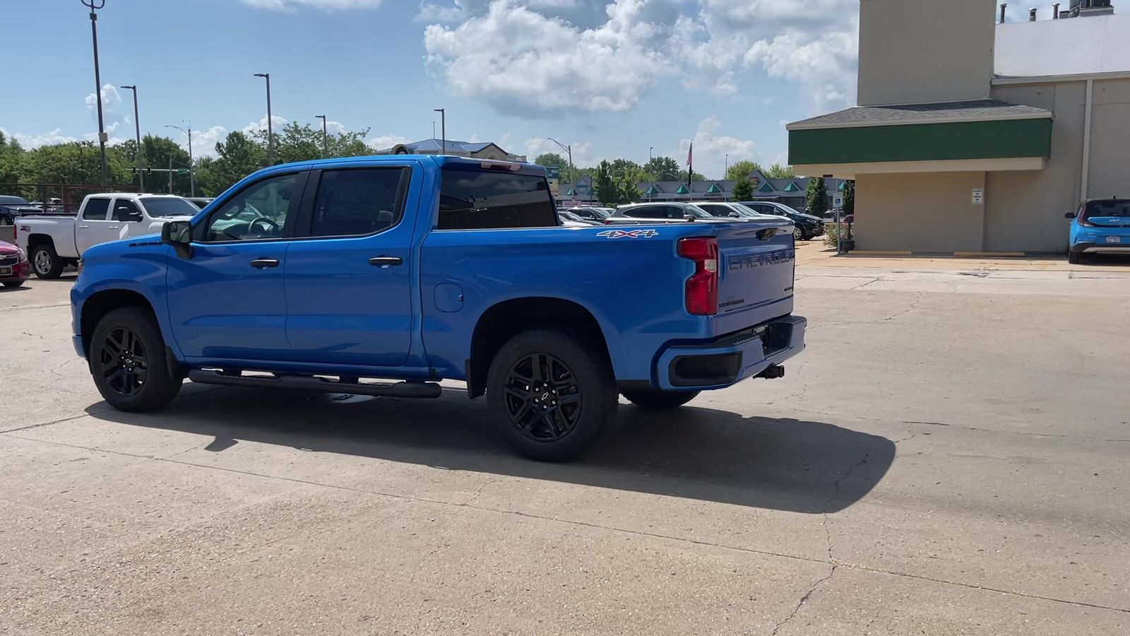 2025 Chevrolet Silverado 1500 Custom photo 20