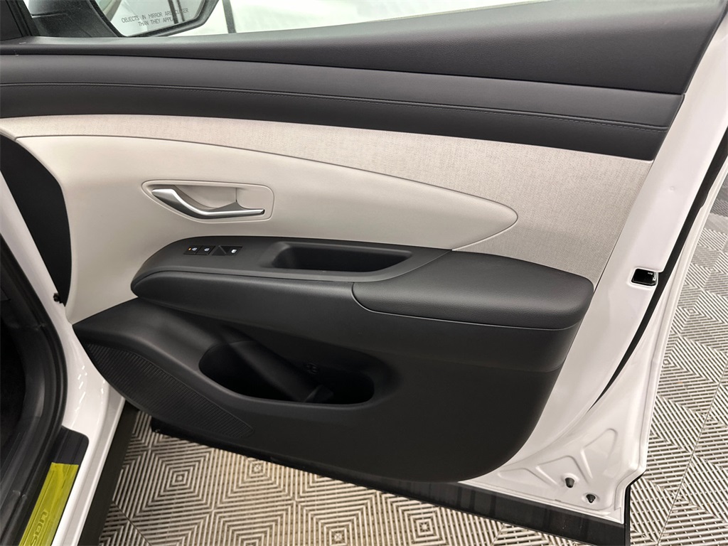 2025 Hyundai Tucson Hybrid SEL Convenience photo 14