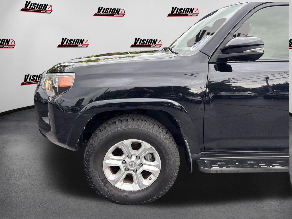 2016 Toyota 4Runner SR5 Premium photo 12