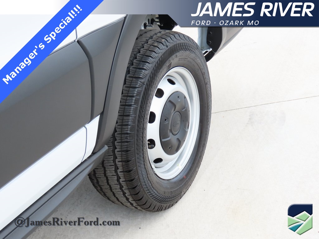 2024 Ford Transit photo 28