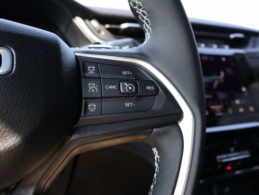 2025 Jeep Grand Cherokee Laredo X photo 28