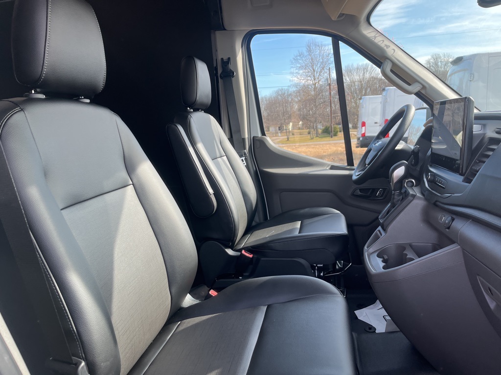 2024 Ford Transit Cargo Van photo 13