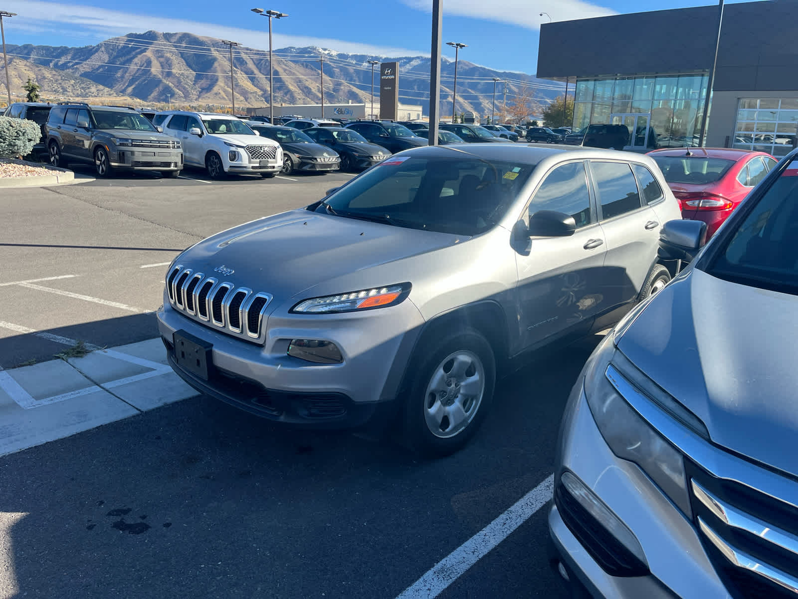 2015 Jeep Cherokee Sport
