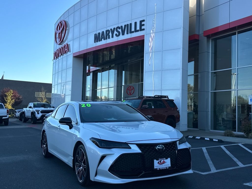 2020 Toyota Avalon XSE