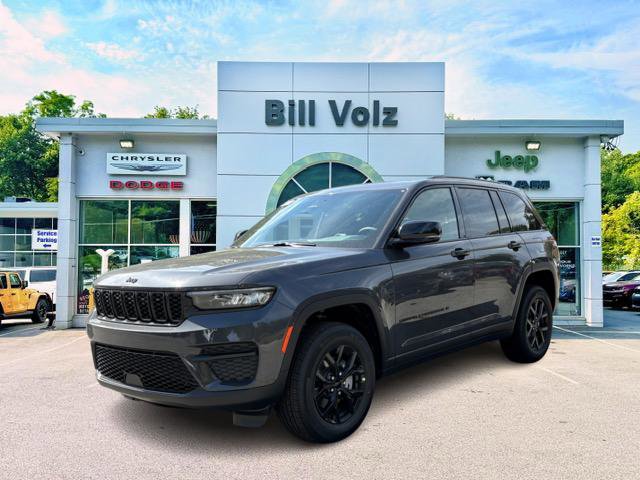 2025 Jeep Grand Cherokee Altitude's photo