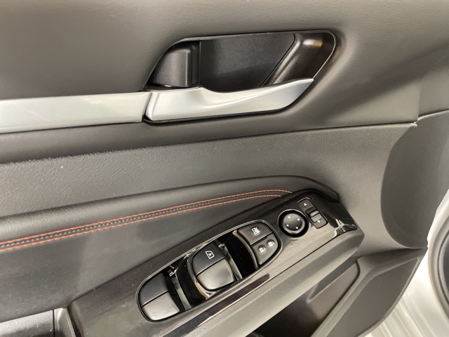2023 Nissan Altima 2.5 SR photo 14