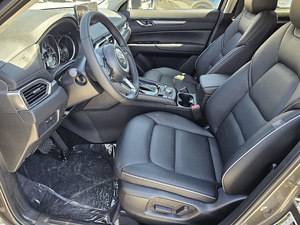 2025 Mazda CX-5 2.5 Select photo 20
