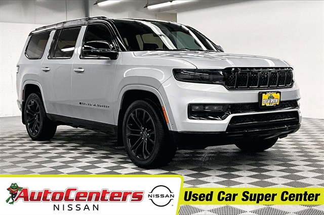 2024 Jeep Grand Wagoneer Series II's photo