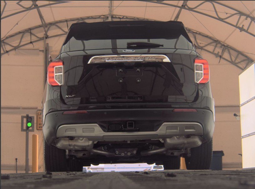 2024 Ford Explorer XLT photo 2