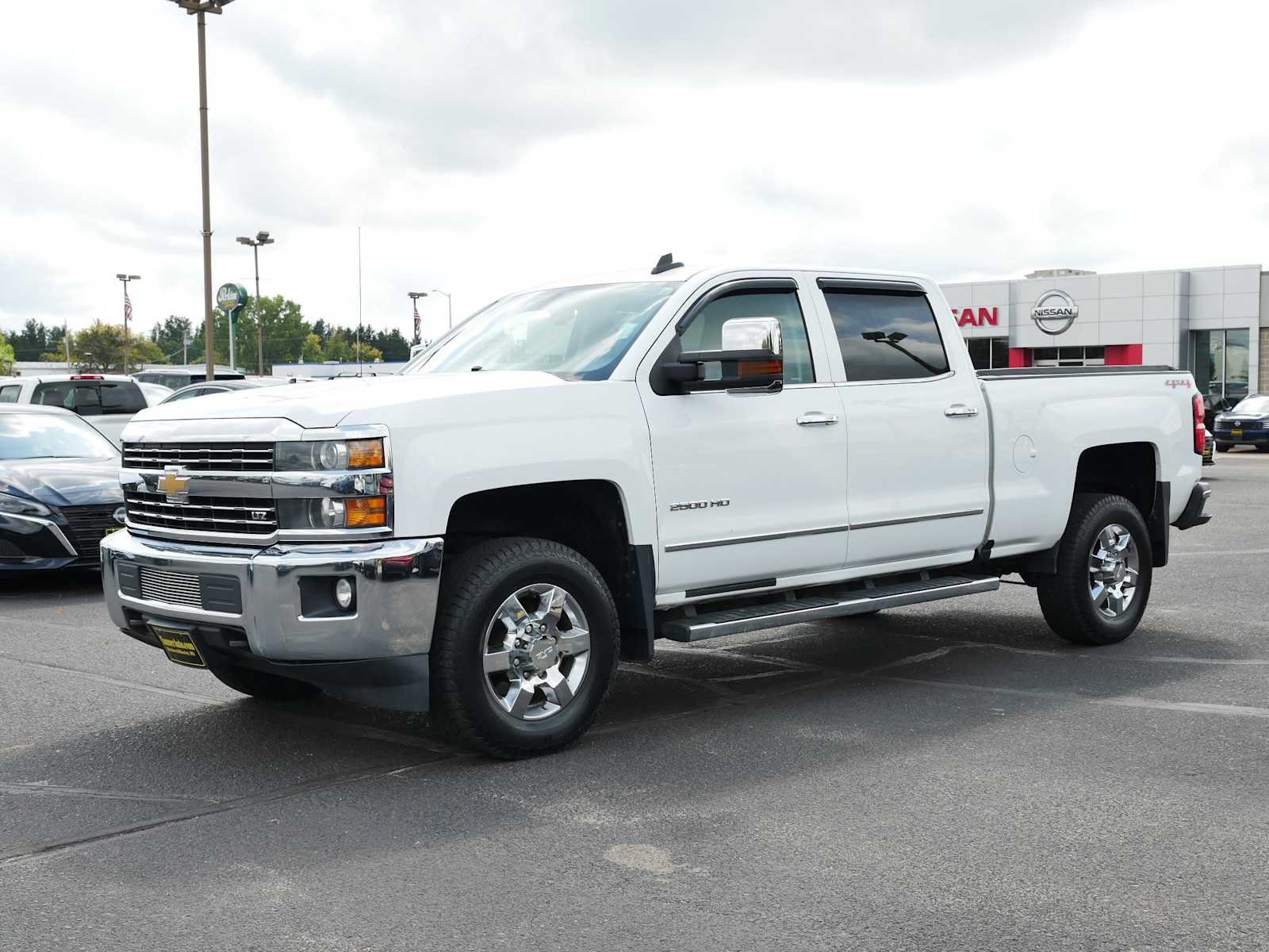 2017 Chevrolet Silverado 2500HD LTZ photo 3