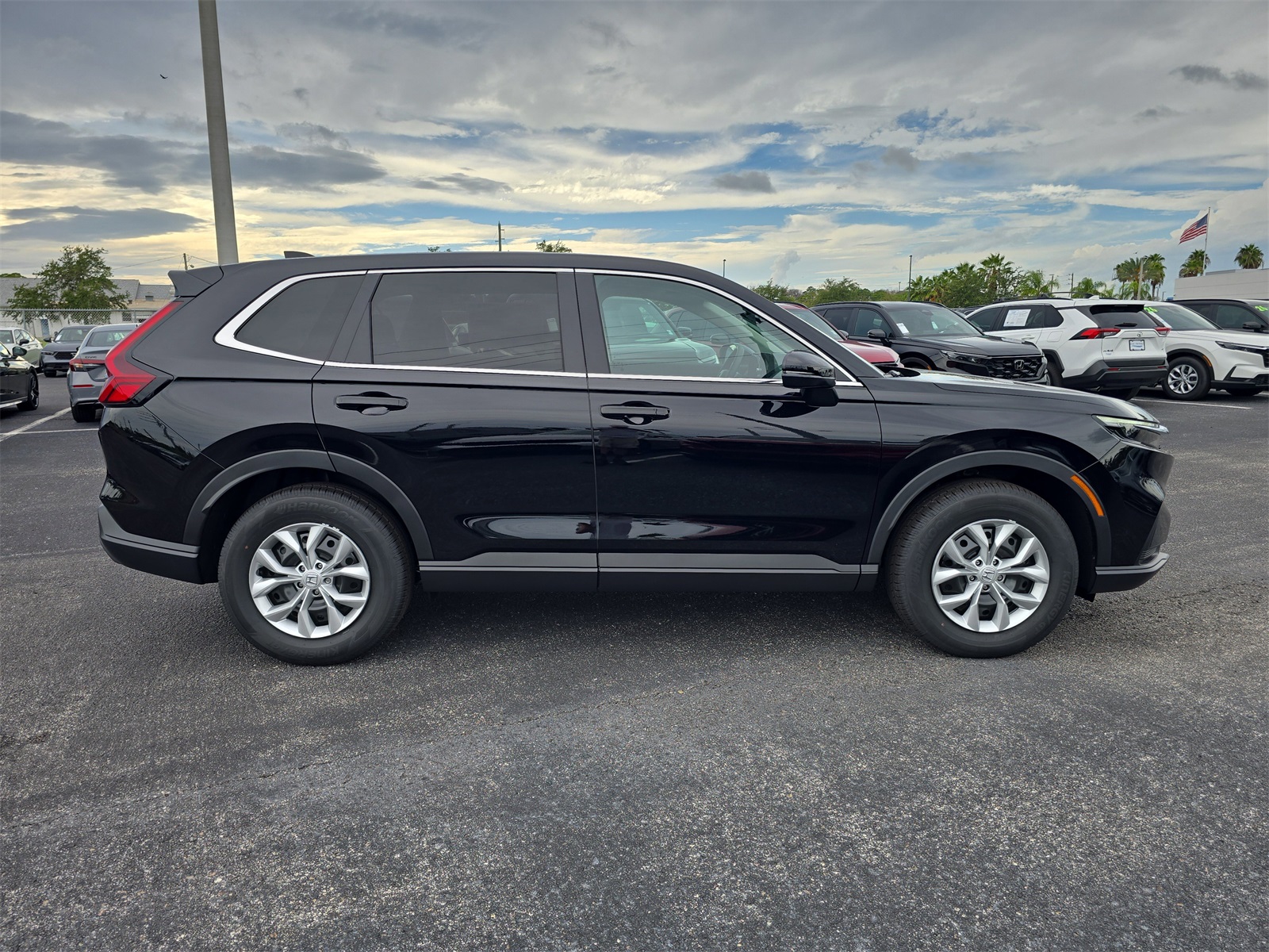 2026 Honda CR-V LX photo 3