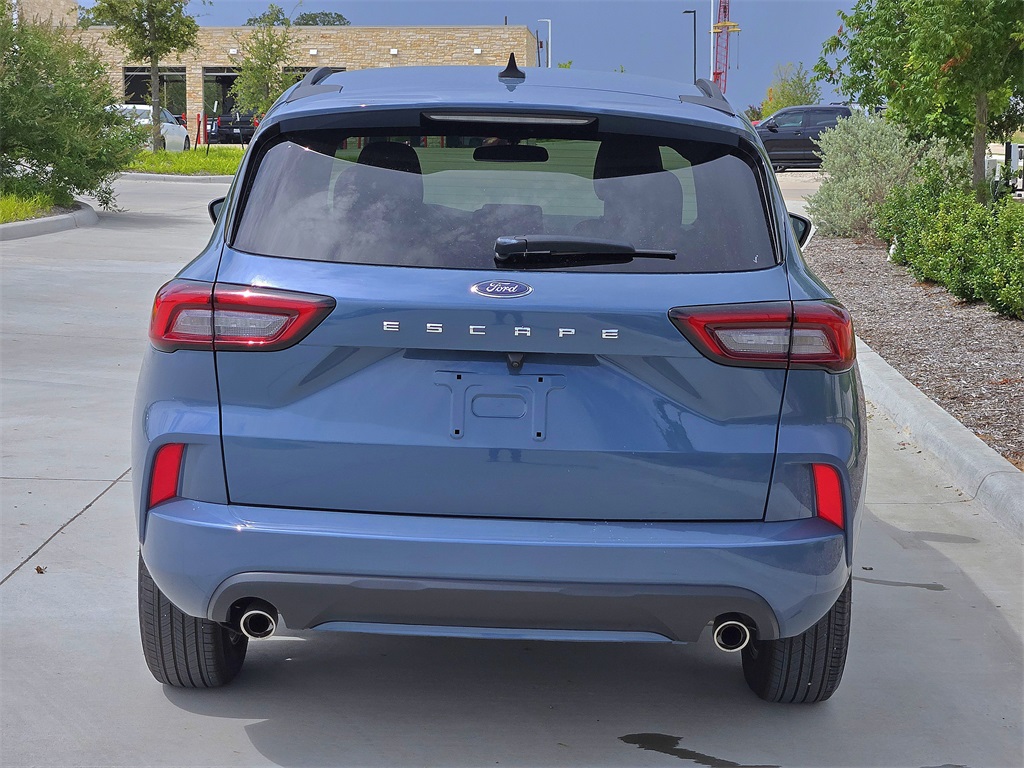 2024 Ford Escape ST-Line photo 7